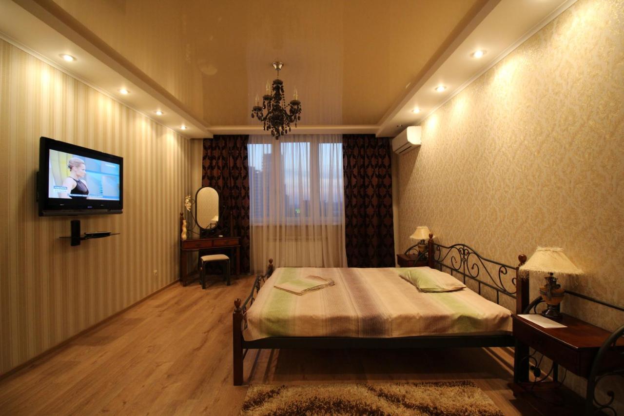Panoramic View Lux Apartment On Metro Osokorky Киев Экстерьер фото